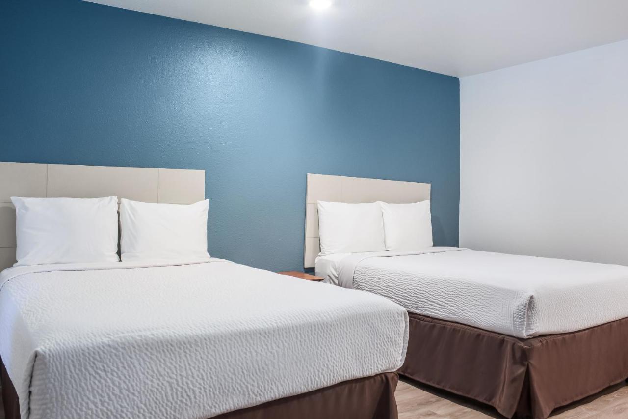 Woodspring Suites Конро Экстерьер фото