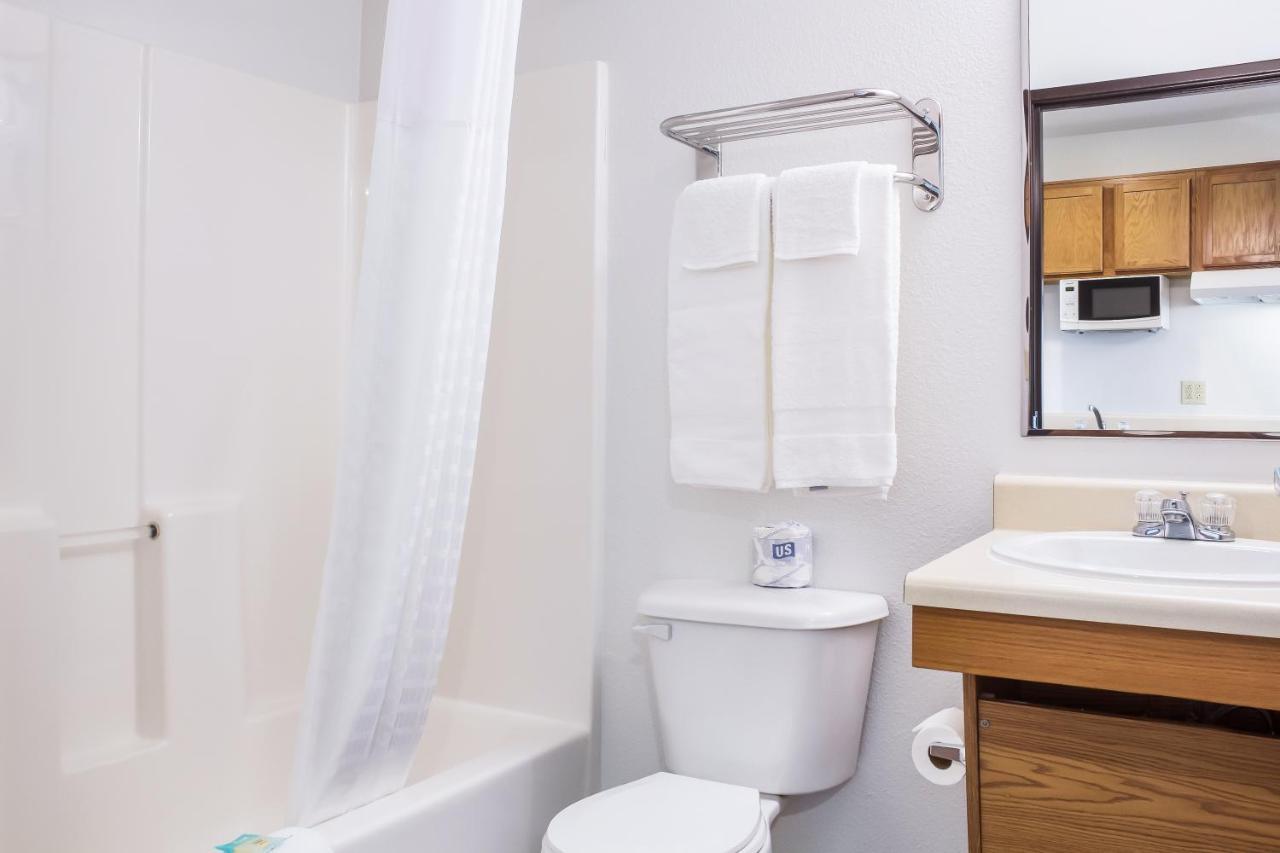 Woodspring Suites Конро Экстерьер фото